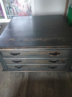 Coffee table with side table