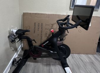 Peloton Bike