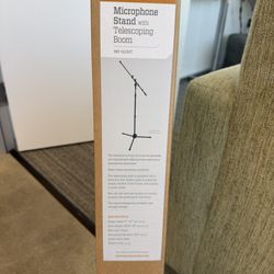 Tripod Microphone Stand With Telescoping Bloom