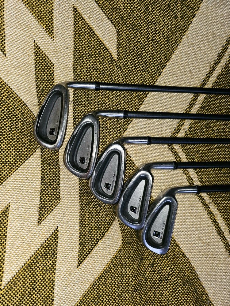 Lynx Black Cat Irons With Graphite Shafts Right Handed