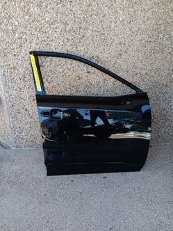 2019-24 Toyota Rav4 Right Front Door