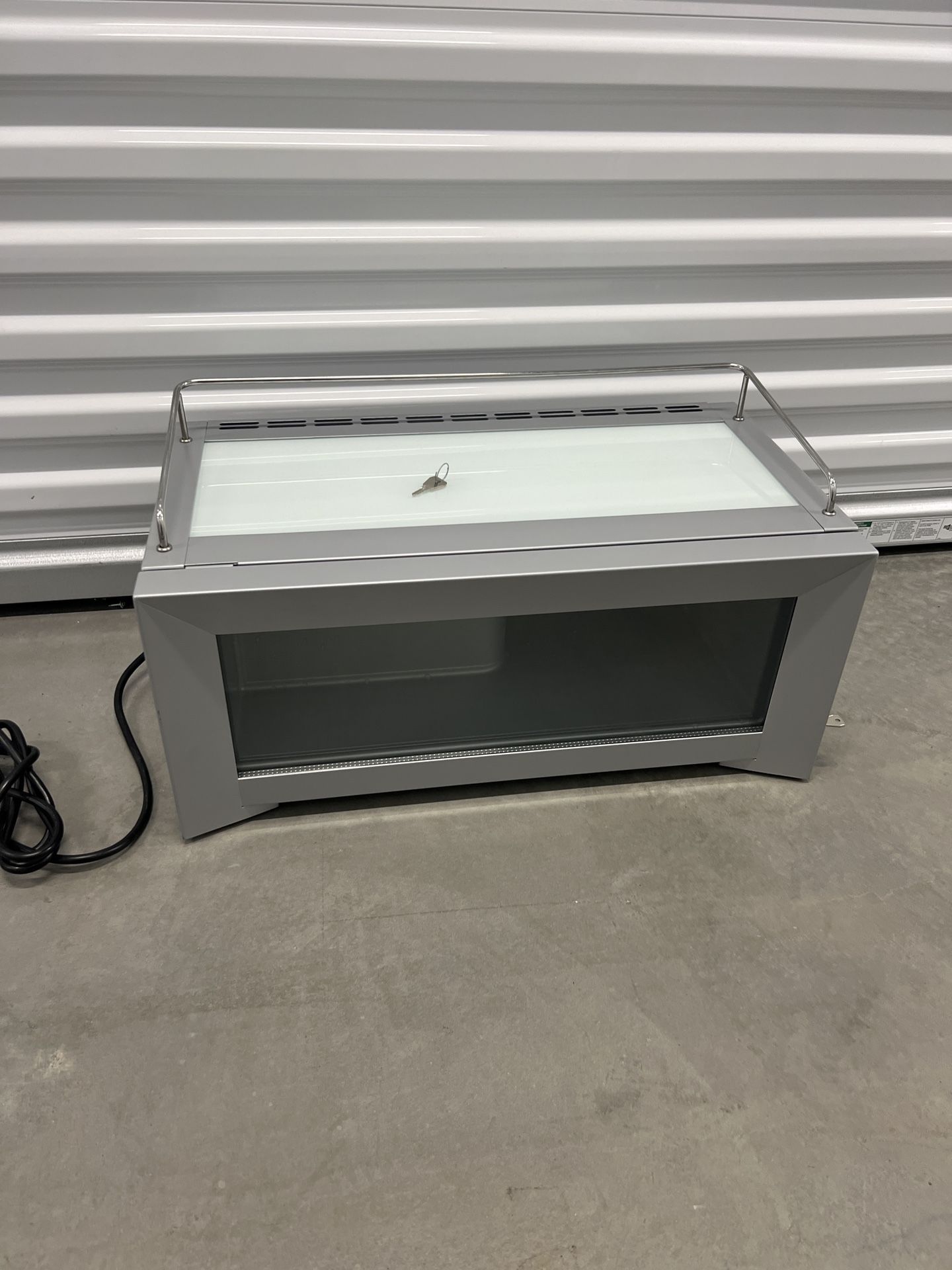 Redbull tabletop bar mini beer fridge 