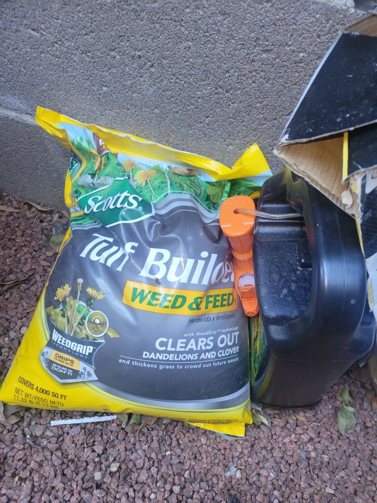 Turf Builder & Weed B Gone