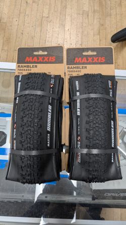 700x45c Maxxis Rambler Gravel Bike Tires Hybrid Tubeless Ready