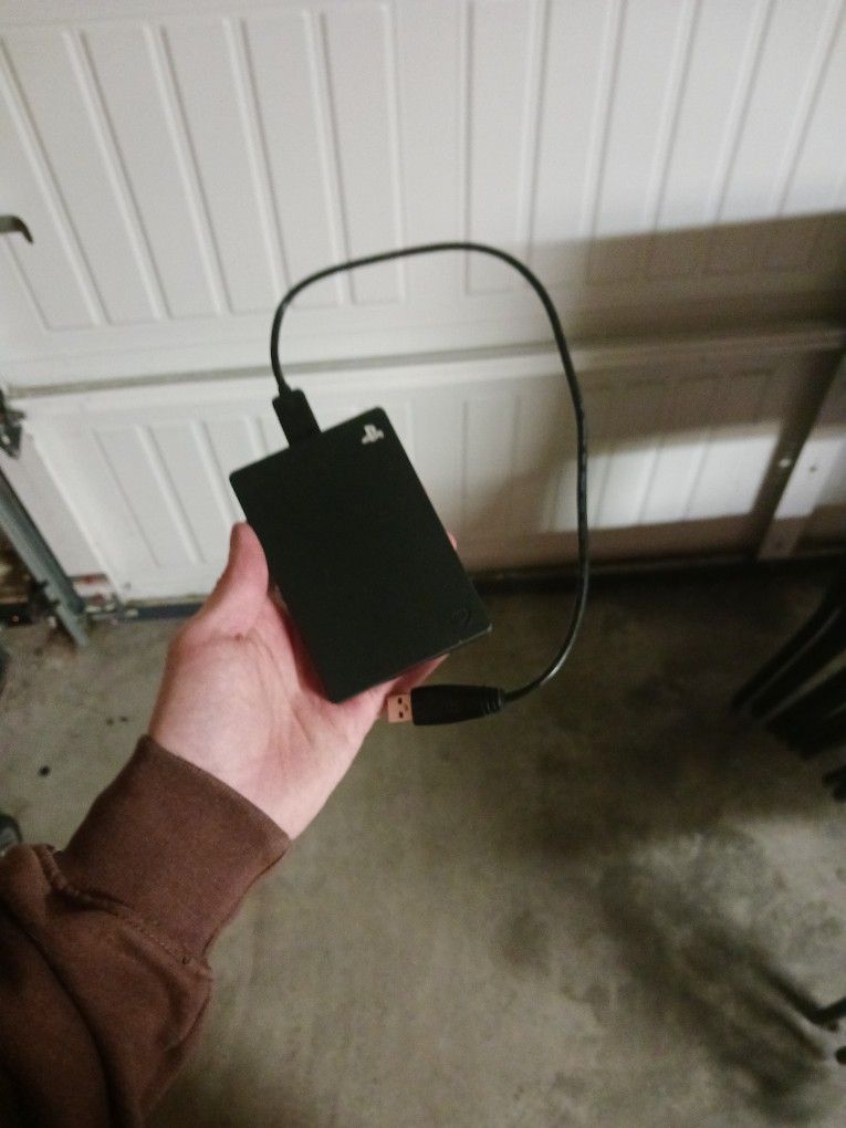 Ps4 Tb Storage With Two Controller Dock