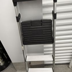 Cosco 3-Step Folding Aluminum Ladder 