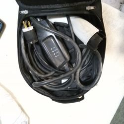 Nissan Leaf Charger