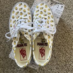 Authentic Women’s Vans (Peanuts) Woodstock Shoes