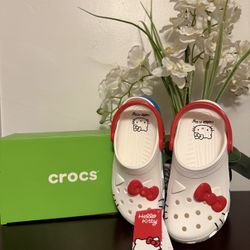 Hello Kitty Crocs 