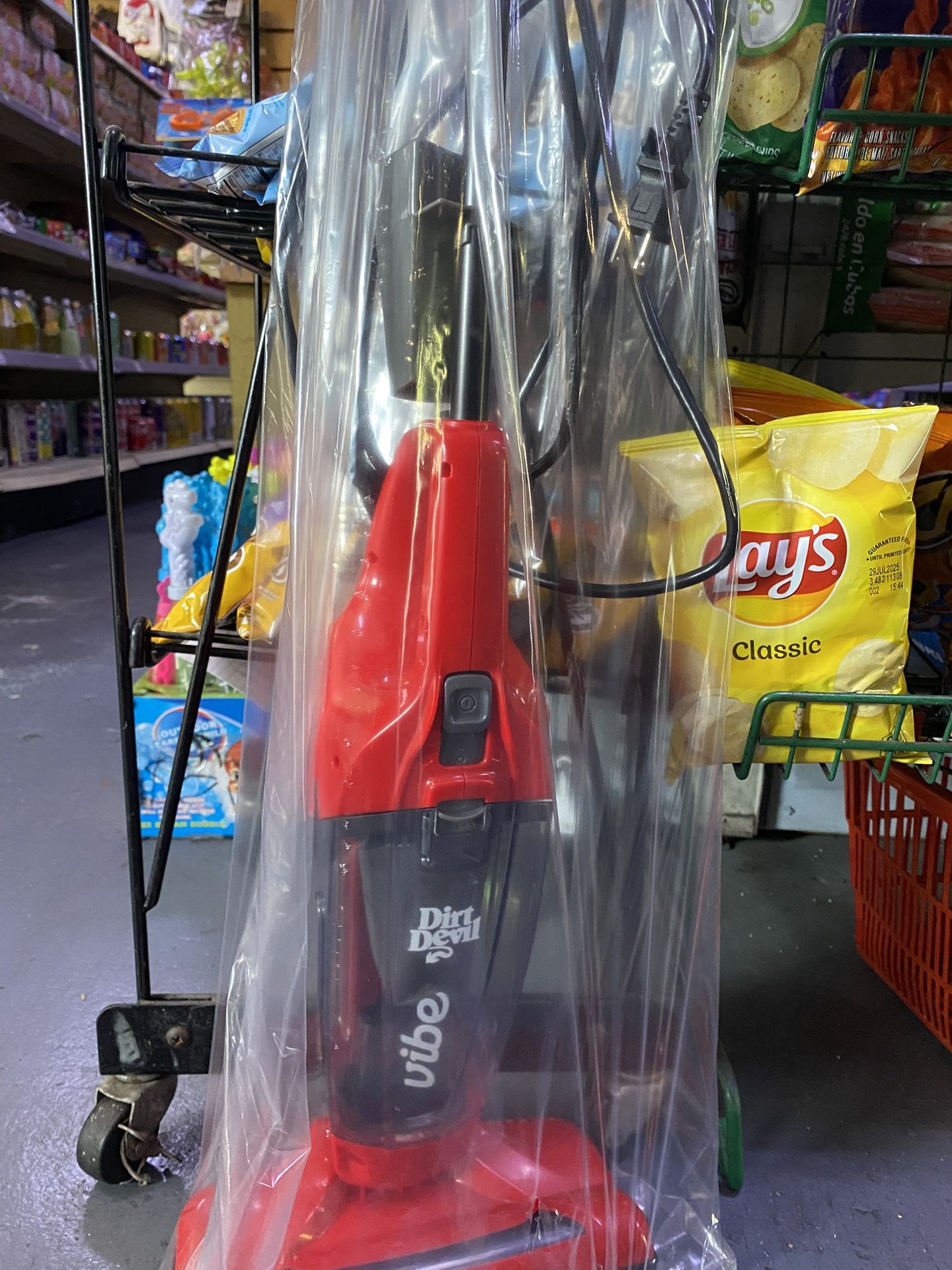 New Small Vaccum Dirt Devil