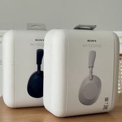 Brand New Sony WH-1000XM6 Wireless Headphones – Midnight Blue & Silver – Sealed Box