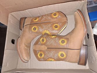 Tan Leather Cowboy Boots with Sunflower Embroidery