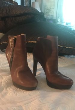 Coach boots size 9