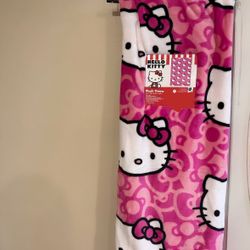 HELLO KITTY BLANKET