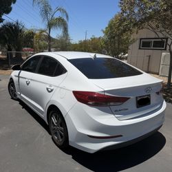 2018 Hyundai Elantra