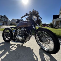 Custom 1976 Cb750