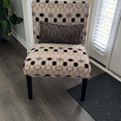 Accent Chair With Pillow