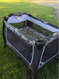 Baby Trend pack n play