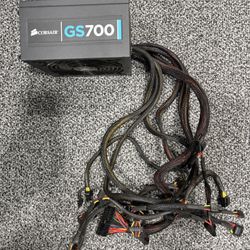 Power Supply - Corsair GS700, 700W