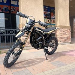 2025 Surron Ultra Bee