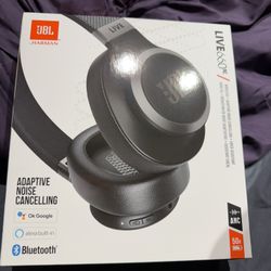 JBL Live 660NC