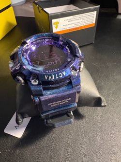 Stunning Blue and Purple Glitter Finish Men’s Invicta Watch Killer Price