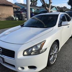 2011 Nissan Maxima SV