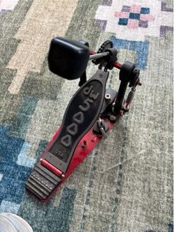 DW kick pedal 5000