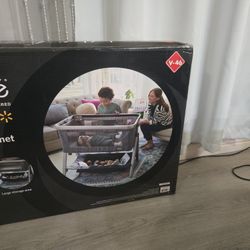 Height Adjustable Bassinet