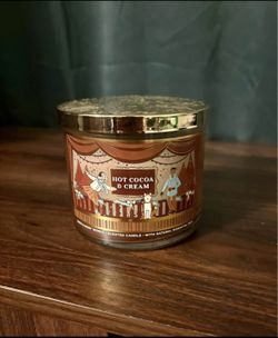 NEW Bath & Body Works  3-Wick Candles