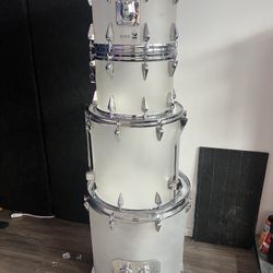 Zickos 1970s Vintage Acrylic Shells