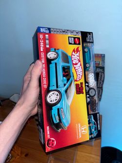 Mattel Brick Shop Hotwheels The Hot Ones '90 Honda Civic EF