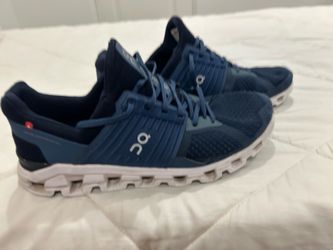 On Running Cloudswift Sneakers – Denim/Midnight Colorway – Size 11-Lightweight Performance Shoe