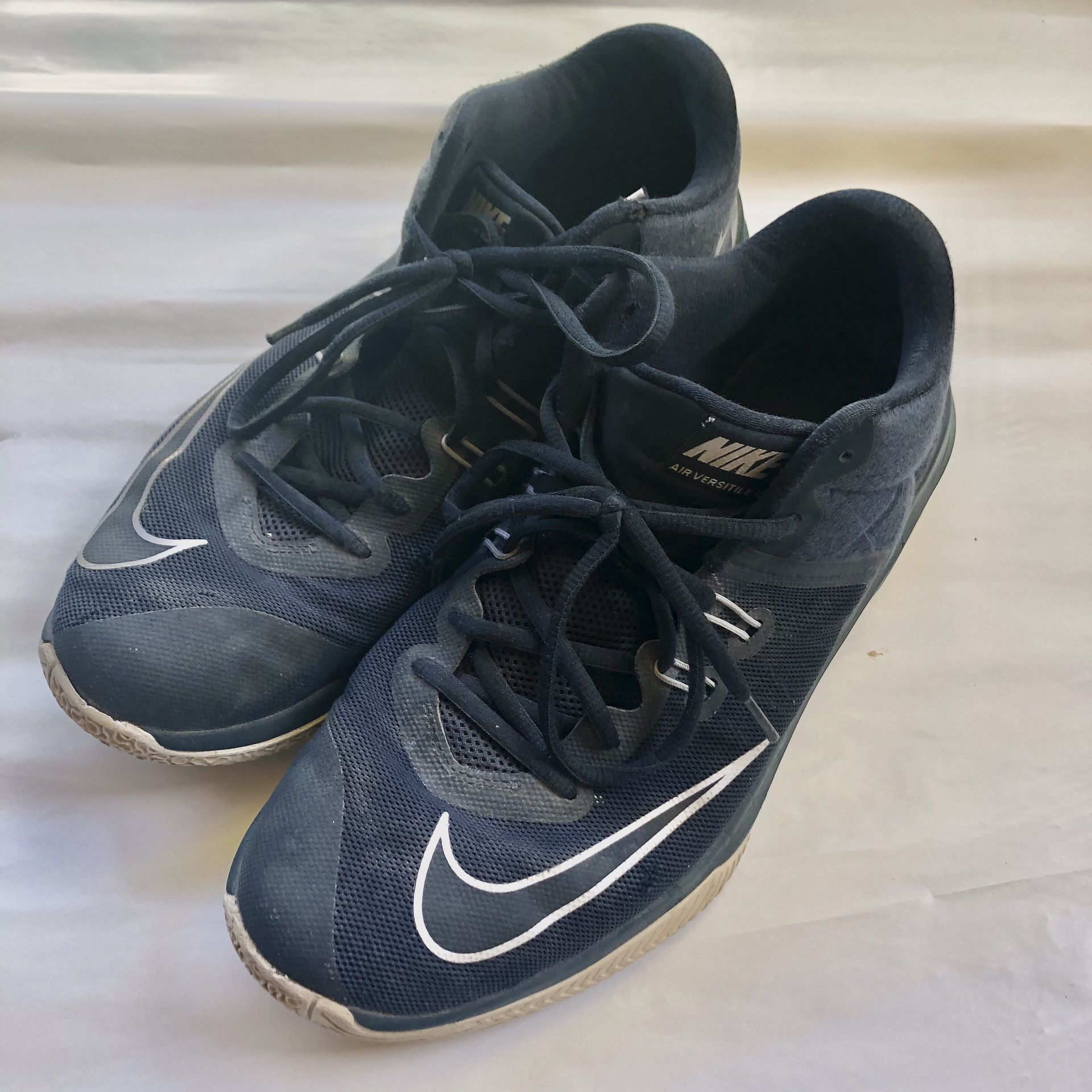 Men’s Nike Shoes (Size 11.5)