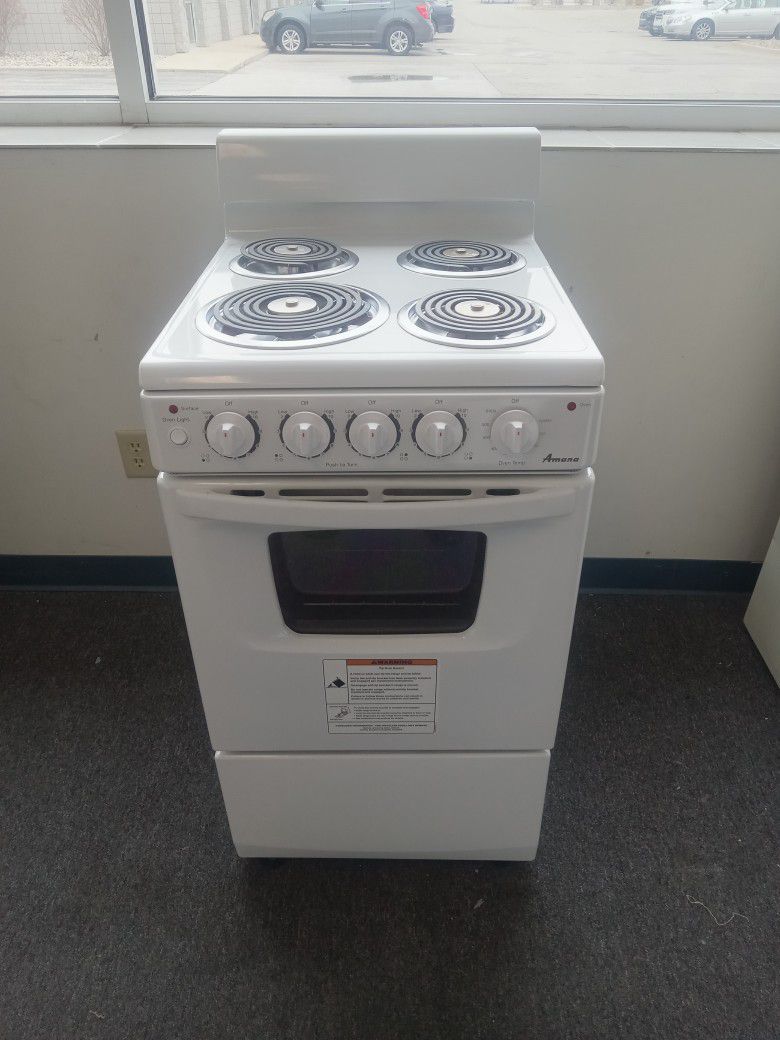 Mini electric stove in like new condition with warranty 