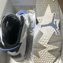 Jordan 6 UNC