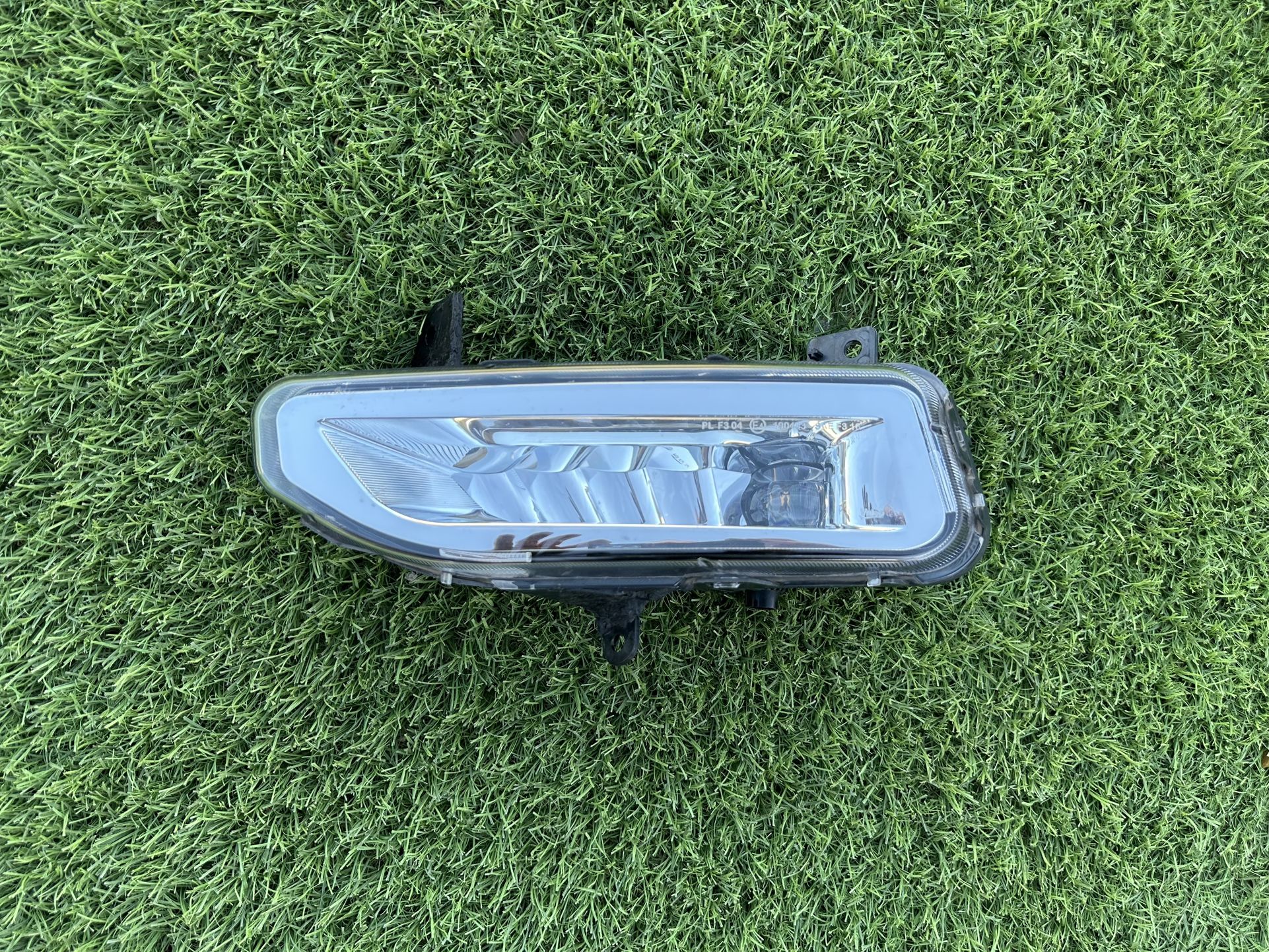 Nissan Titan Fog Light 2020-2024, OEM ORIGINAL NISSAN PART, front fog light, driver side