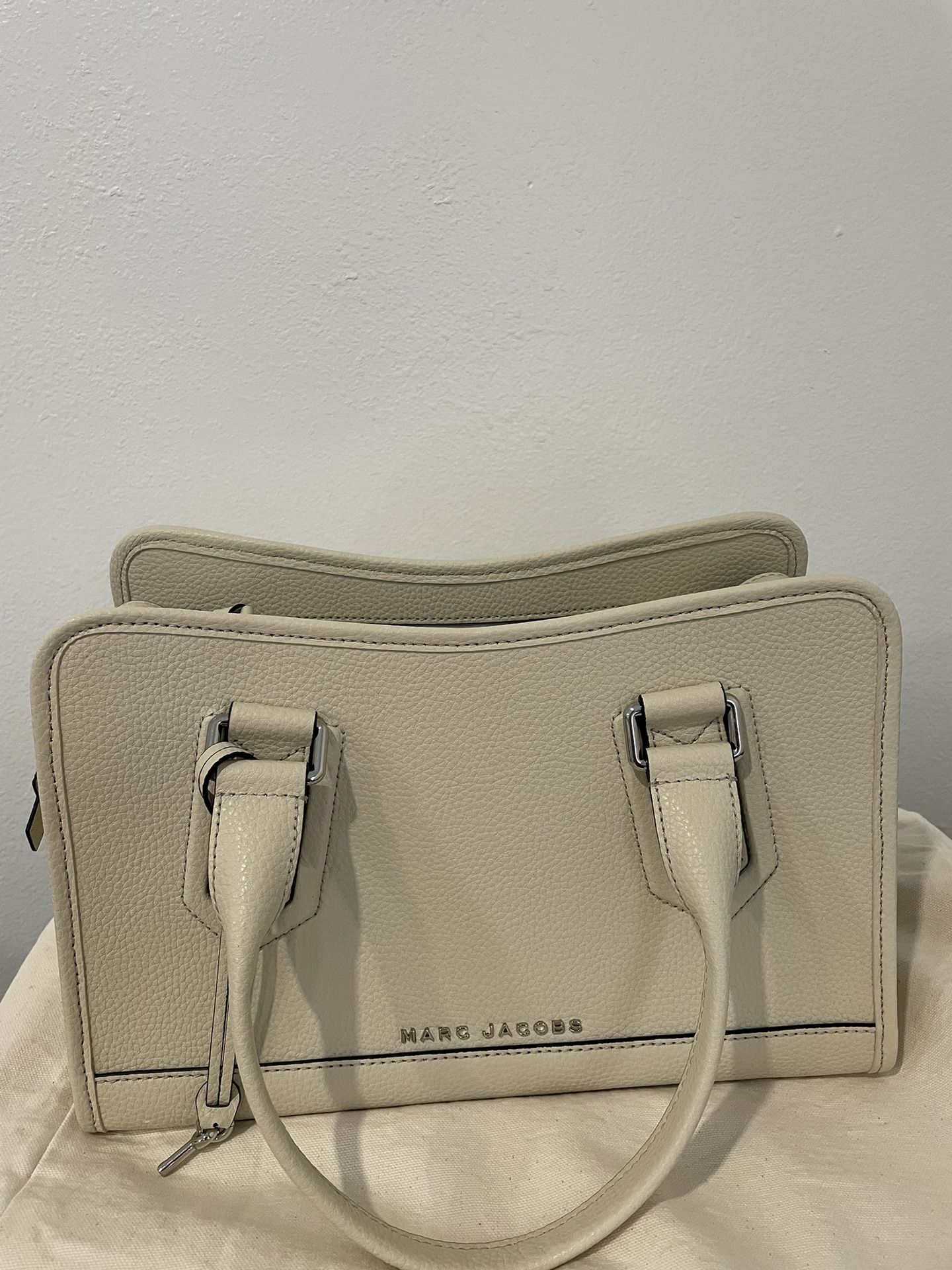 MARC JACOBS Hand Bag