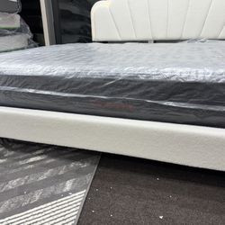 New King Size Led Bed Frame + Mattress