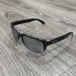 Oakley Sunglasses 