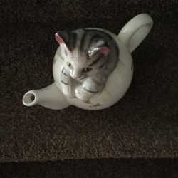 Cute! Ceramic Tea pot