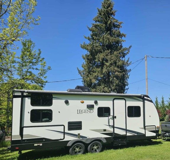 2019 Forest River Surveyor 240BHL