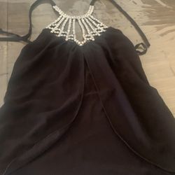 Blusa Negra Con Piedras 