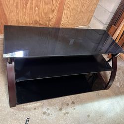 Beautiful tempered glass TV stand