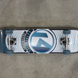 Near New Skateboard Kryptonics 