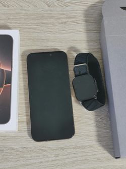Iphone 16 Pro Max y Apple Watch Ultre3