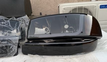 00-06 GMC Yukon Sierra Smoke Black LED Strip Headlights Parking Lights