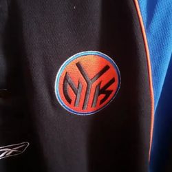 Vintage, NEW YORK KNICKS TEAM WARM UP TOP..... CHECK OUT MY PAGE FOR MORE ITEMS