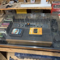 Atari CX-2600A w/ Games, Controllers And Case