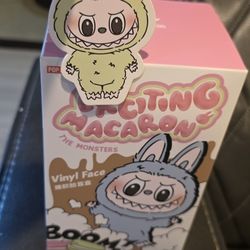 Macaron Labubu